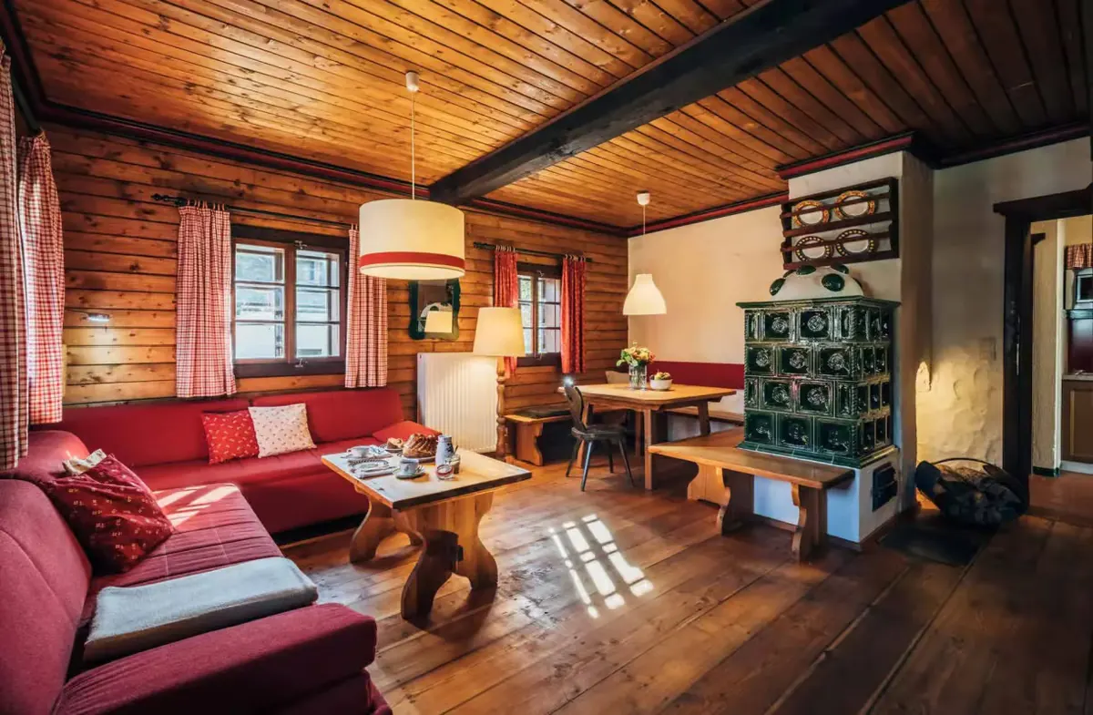 Ganzes Haus Kolmnock: Holzstube