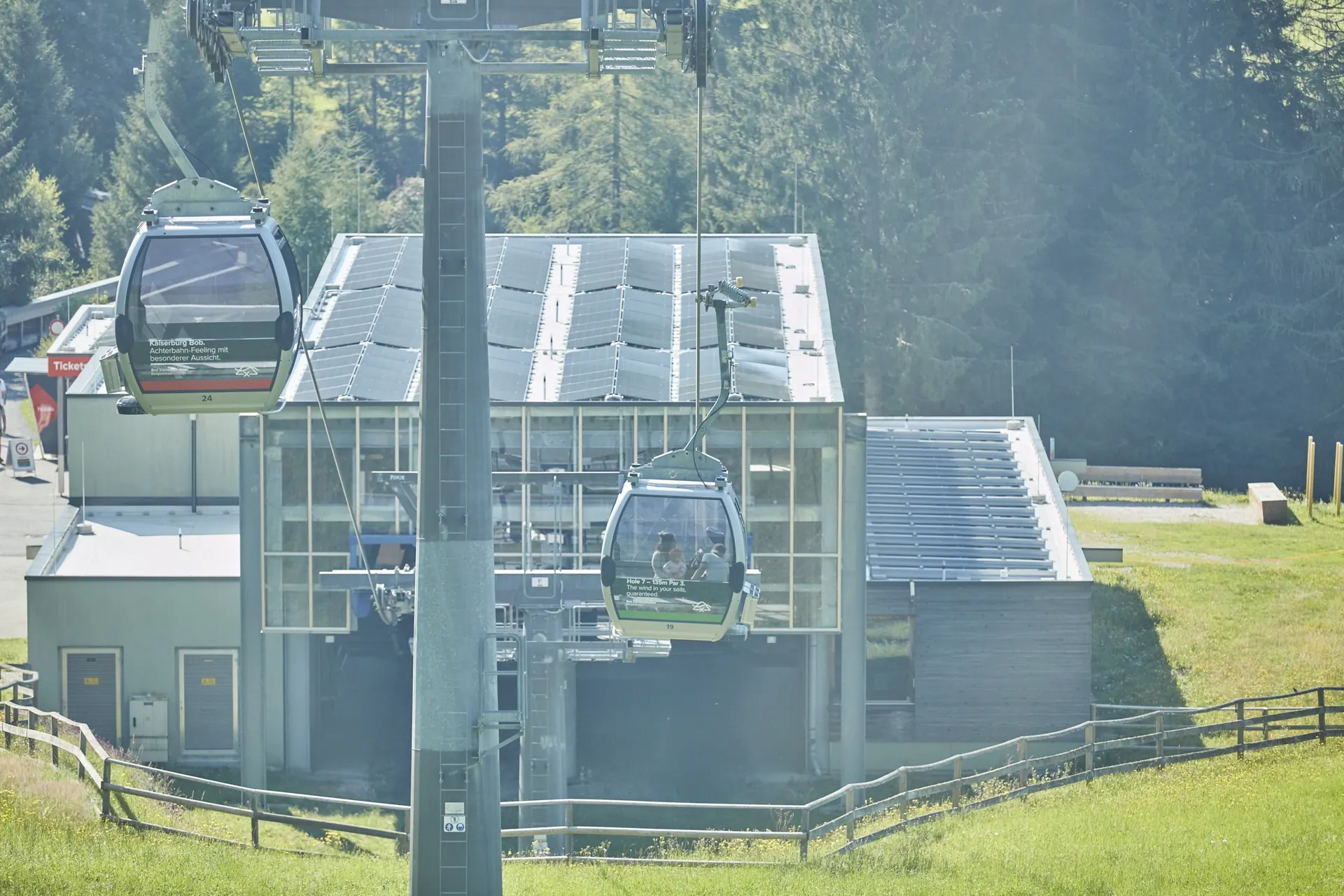 Brunnach-Bergstation mit Gondel