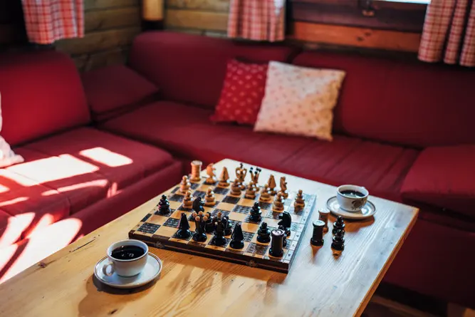 Schachspiel im Appartement Appartement Kolmnock in Bad Kleinkirchheim, Kärnten, Schachspiel und guter Kaffee in der gemütlichen Stube